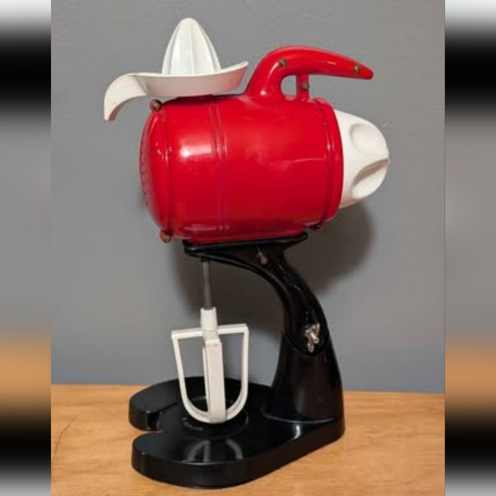 Vintage 1950's Ideal Toys Wind Up Mixer/Juicer Toy - Works!